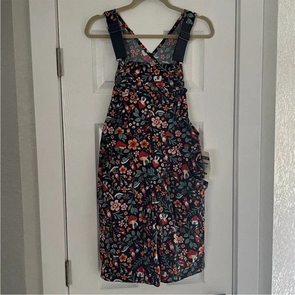 NWT Rare Duluth Trading Co Women’s Shortall Heirloom Overalls Gnome Mushroom -S - Picture 8 of 11